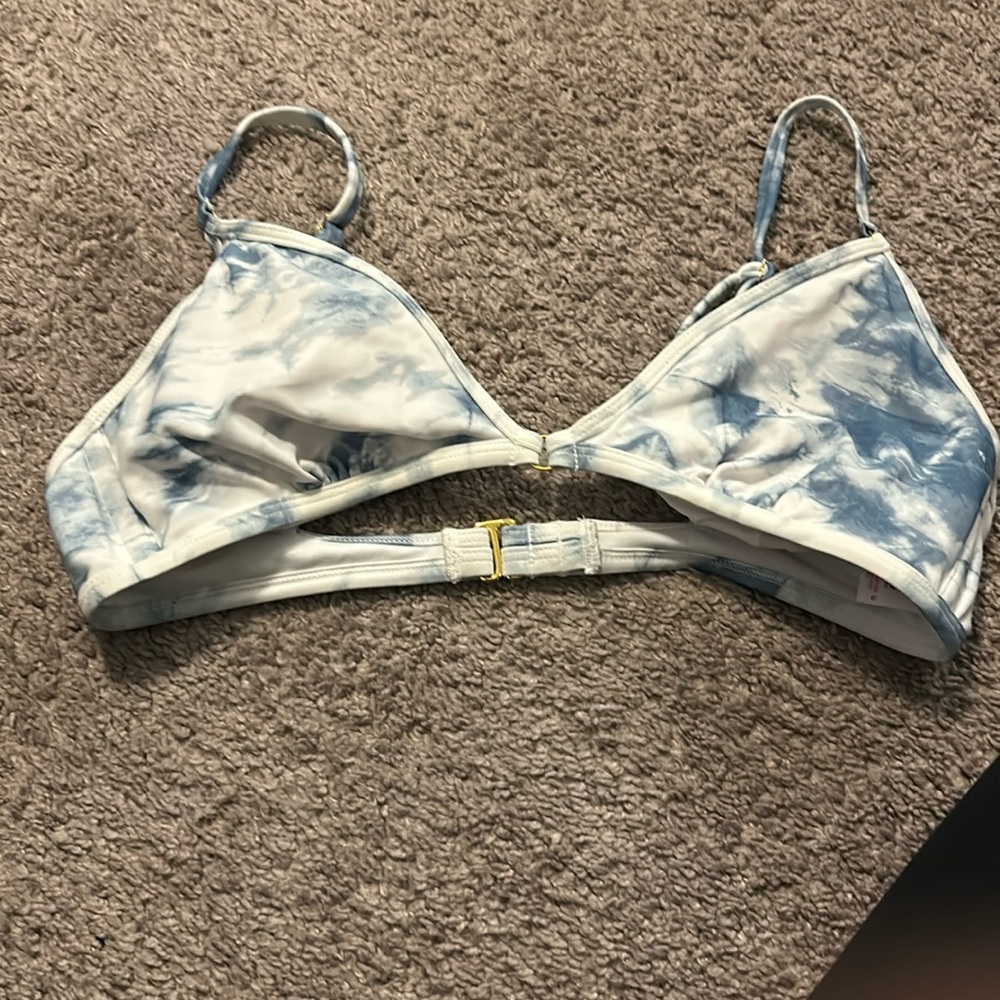 Bikini top